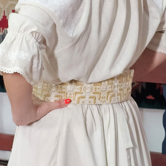 Brâu tradițional brodat, produs unicat