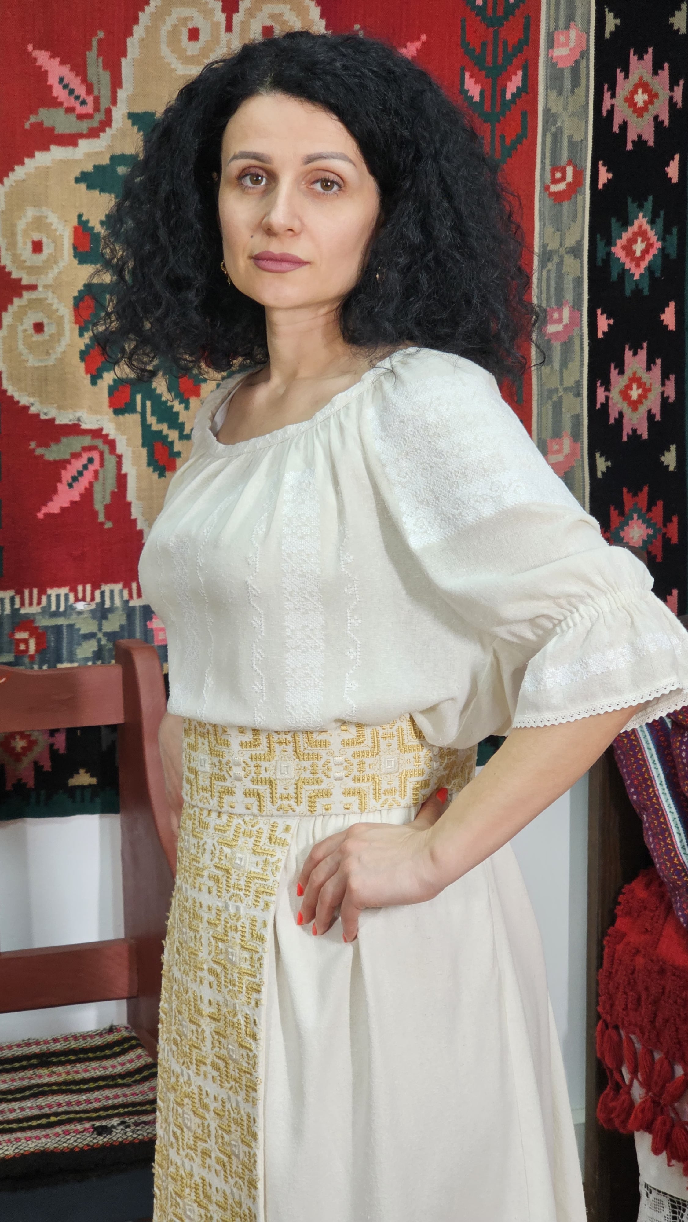 Brâu tradițional brodat, produs unicat