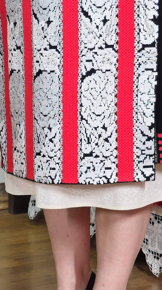 Poale tradițională din mătase netoarsă - by Ionela Bran