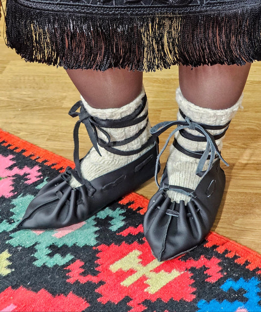 Opinci tradiționale din piele naturală