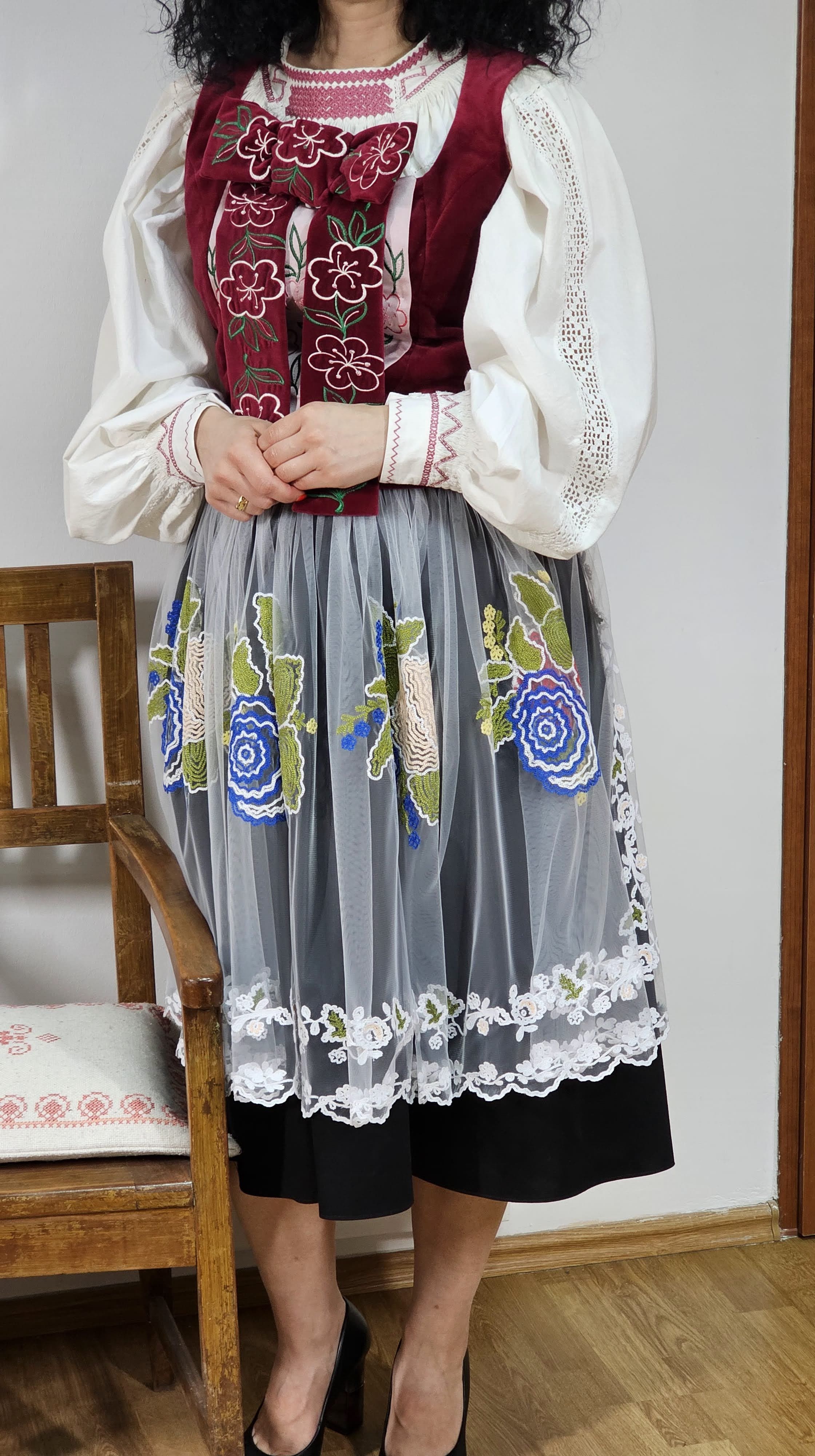 Fustă tradițională săsească by Ionela Bran