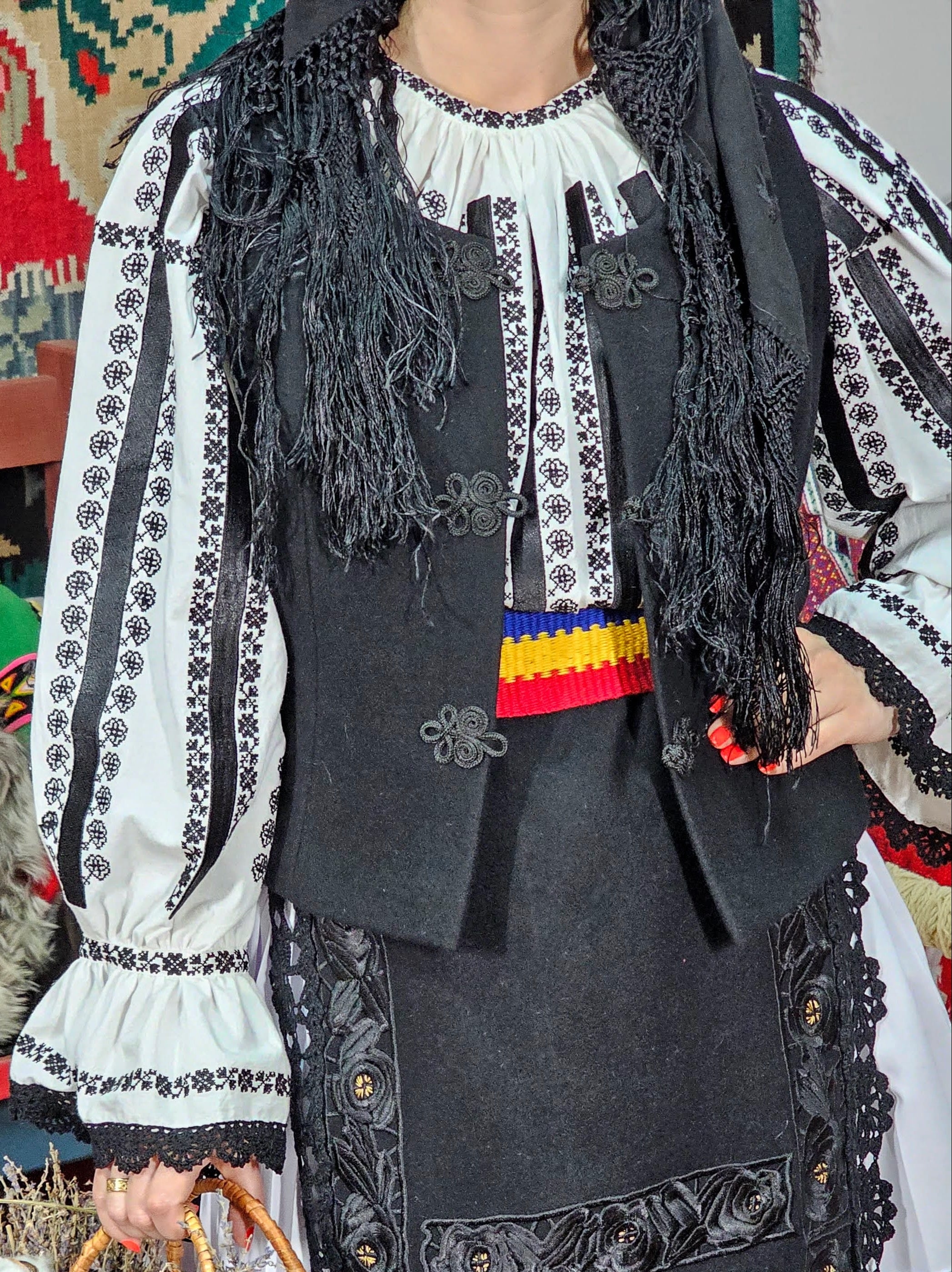 Vestă tradițională din postav natural